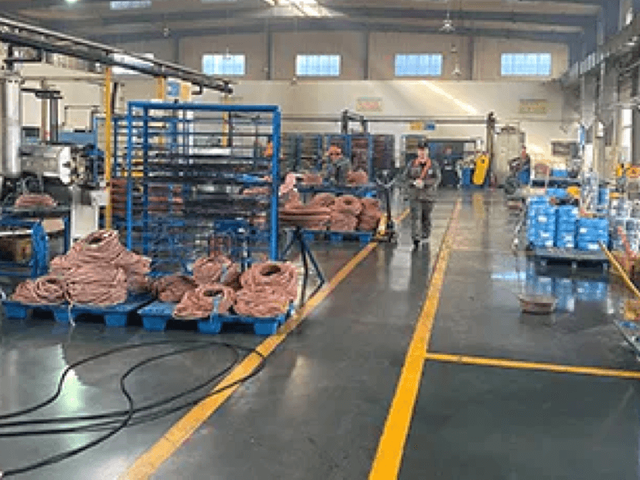 завод по производству шлангов